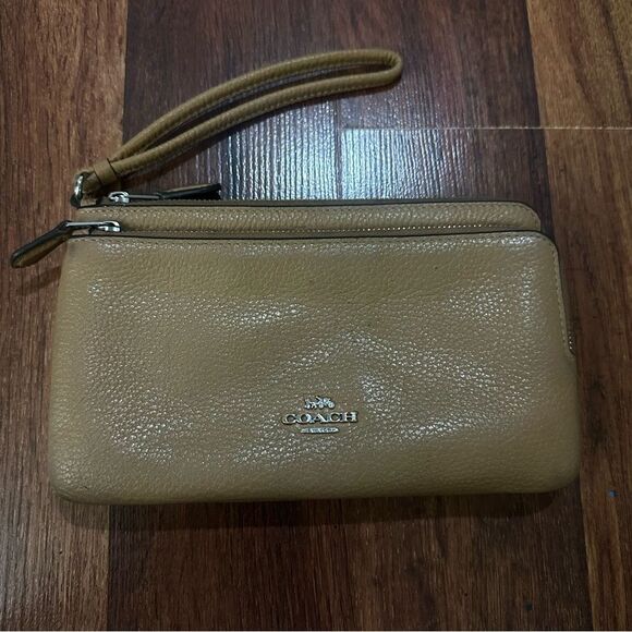 Coach Beige Leather Wristlet - Picture 2 of 8